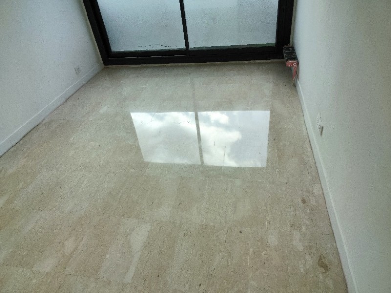 Ponçage de Marbre chez un particulier à Sète 